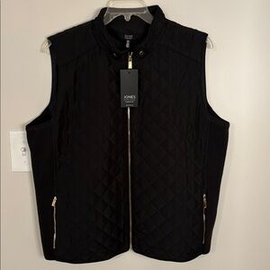 Jones New York NWT size 2 X Black Quilted Vest